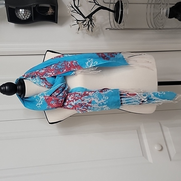 Lilly Pulitzer Murfee Scarf "Coral Cascade" Pattern.  Cashmere Silk Blend. - Picture 1 of 6